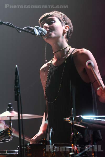 STEALING SHEEP - 2013-05-21 - PARIS - Le Trianon - Lucy Mercer